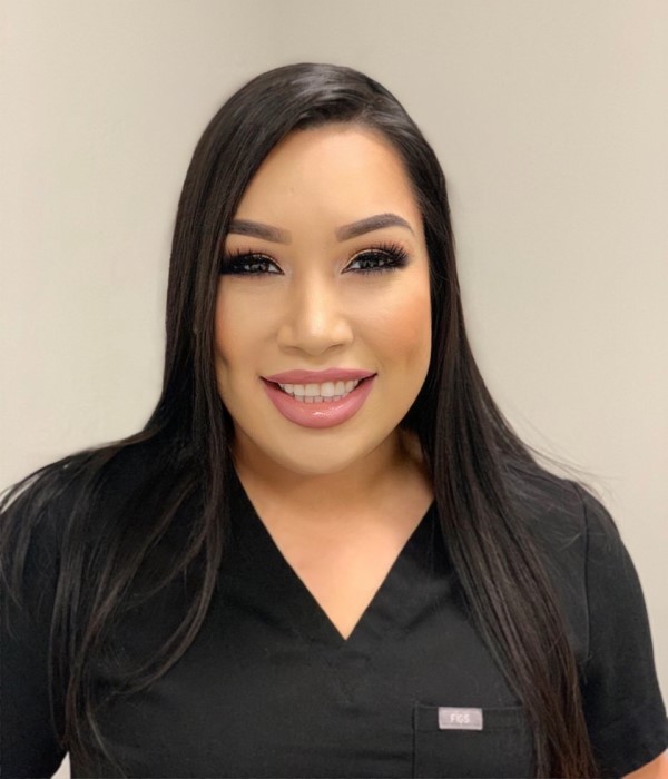 Connie Moya headshot